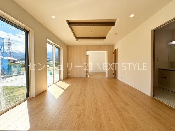 甲斐市篠原の新築一戸建