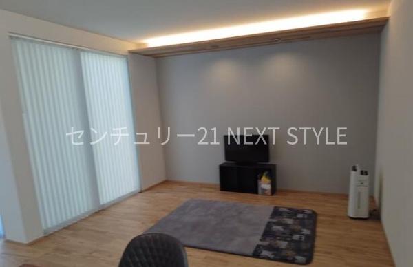 笛吹市御坂町成田の中古一戸建