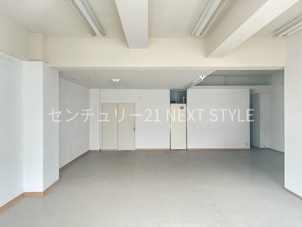 甲府市宝2丁目　住居兼事務所