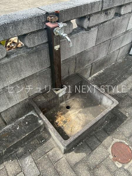 甲府市宝2丁目　住居兼事務所