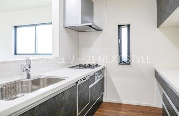 中巨摩郡昭和町西条新田の新築一戸建