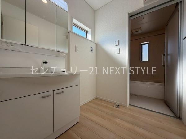 中央市成島の新築一戸建