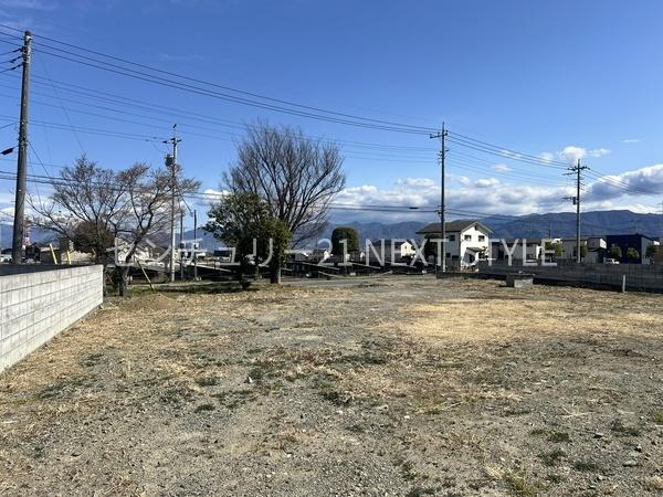 中巨摩郡昭和町西条新田の売土地