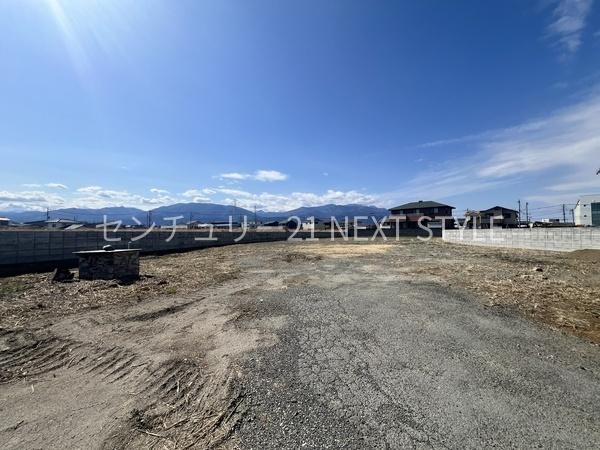 中巨摩郡昭和町西条新田の売土地