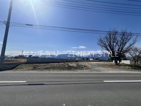 中巨摩郡昭和町西条新田の売土地