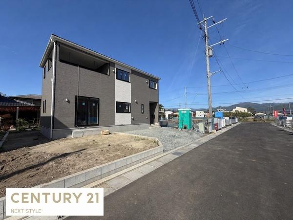 笛吹市石和町河内の新築一戸建