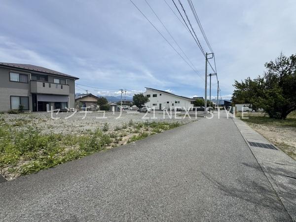 南アルプス市百々の土地