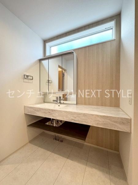 中央市成島の新築一戸建
