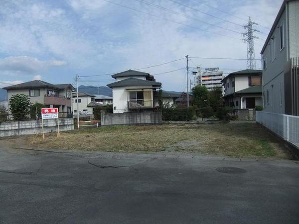 甲府市上石田１丁目の売土地