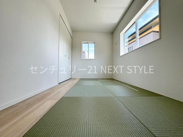 中巨摩郡昭和町築地新居の中古一戸建て