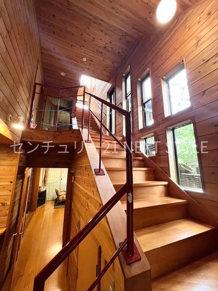 南都留郡山中湖村山中の中古一戸建て