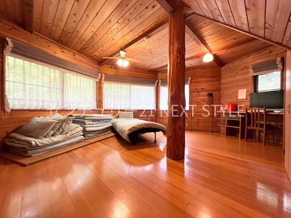 南都留郡山中湖村山中の中古一戸建て