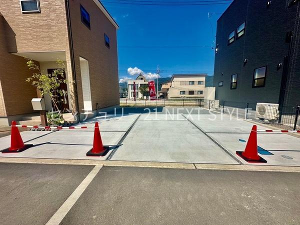 甲府市蓬沢町の新築一戸建