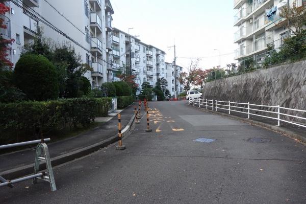 高槻塚原台ハイツ１１号棟