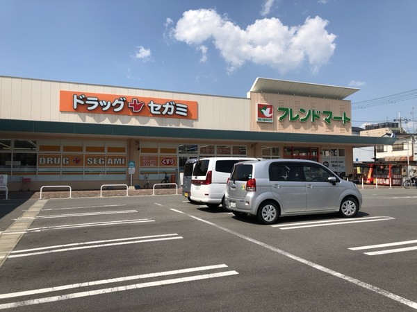 高槻市唐崎西1丁目の中古一戸建て(ドラッグセガミ高槻川添店)