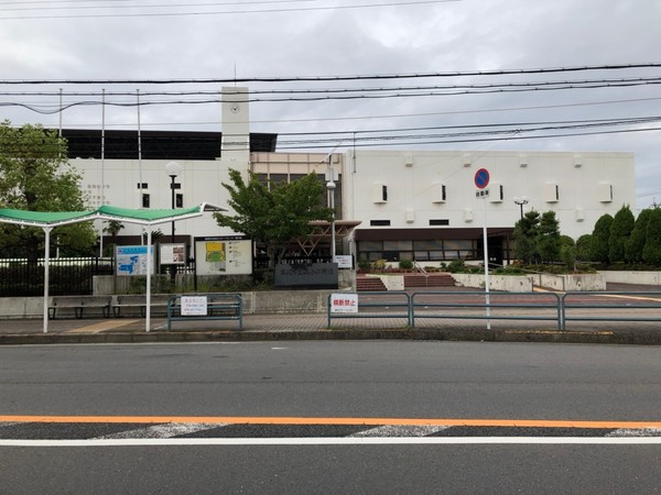 高槻市寿町2丁目の土地(市立総合体育館)