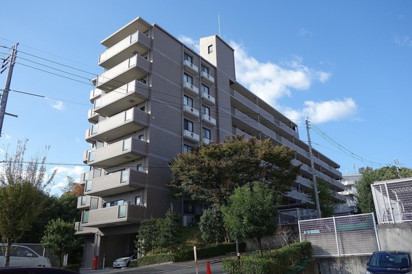 ライフフィールドハイム高槻壱番館