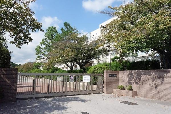 サンヴェール高槻天神町(高槻市立第二中学校)