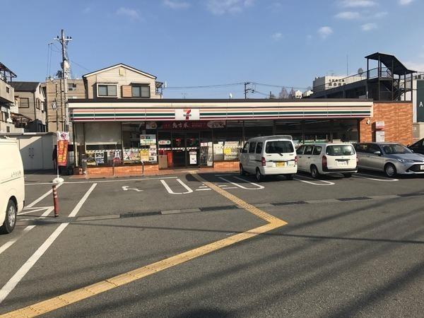 サンヴェール高槻天神町(セブンイレブン高槻芥川町店)