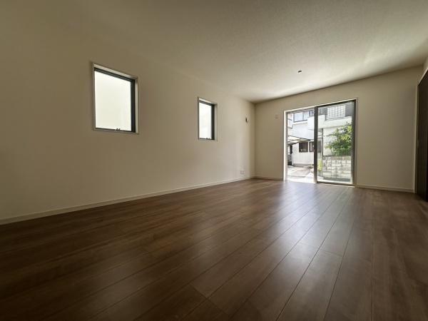 高槻市日吉台七番町の新築一戸建
