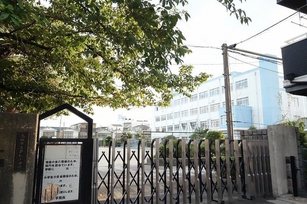 高槻市西冠2丁目の土地(高槻市立若松小学校)