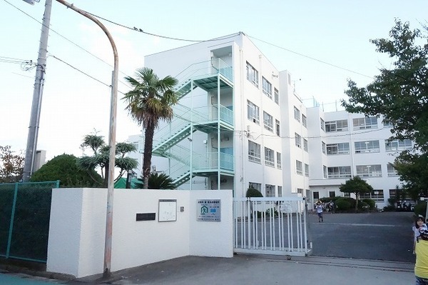 高槻市東和町の新築一戸建(高槻市立冠小学校)