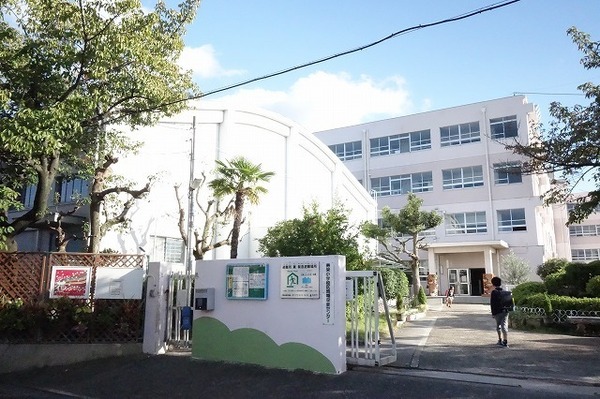 高槻市栄町２丁目の新築一戸建(高槻市立寿栄小学校)