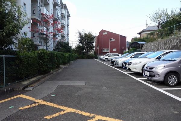 高槻塚原台ハイツ４号棟