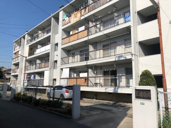 土橋住宅
