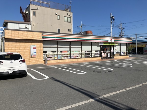 高槻市唐崎中１丁目の新築一戸建(セブンイレブン高槻唐崎北店)