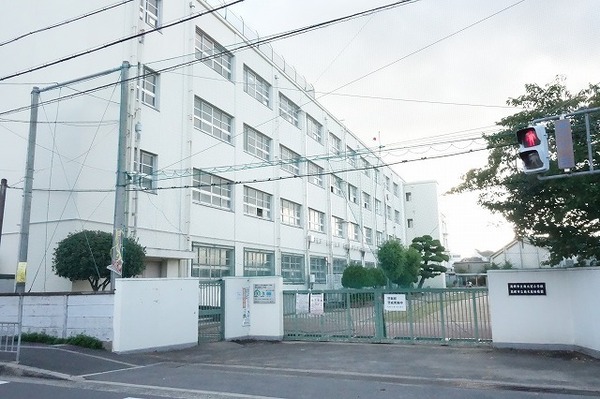 高槻市深沢町１丁目の新築一戸建(高槻市立南大冠小学校)