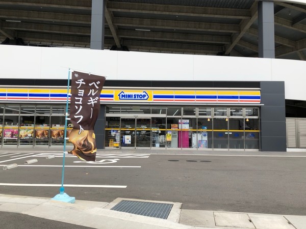 高槻市芝生町１丁目の土地(ミニストップランドポート高槻店)