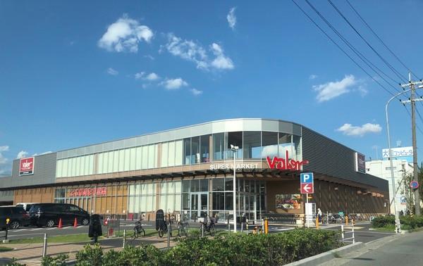 高槻市大冠町2丁目の中古一戸建て(バロー高槻店)