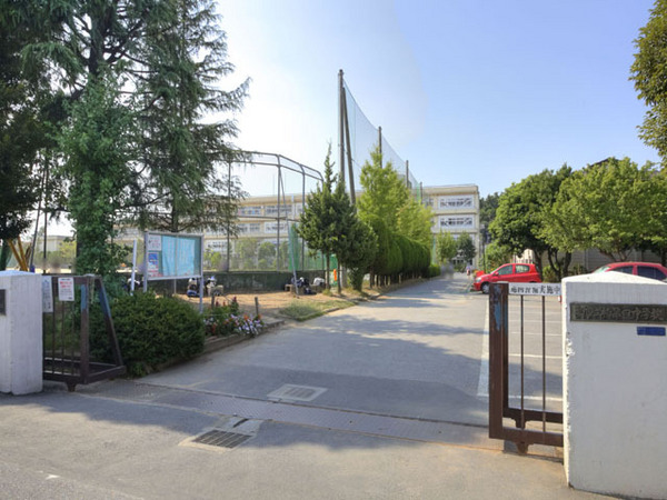 柏市常盤台の土地(柏市立柏第四中学校)