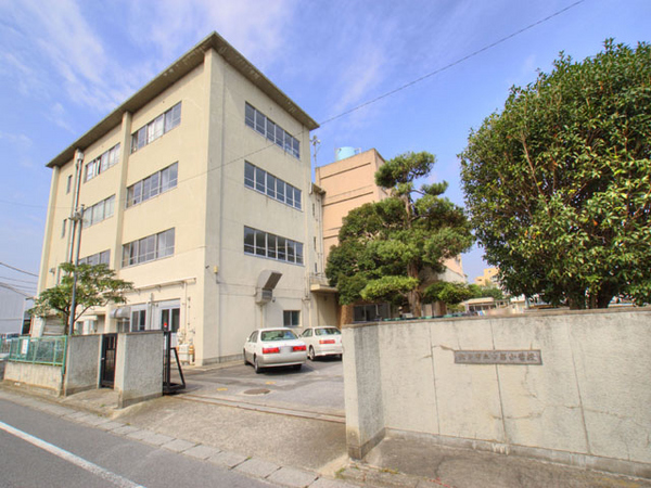中銀松戸マンシオン(松戸市立中部小学校)