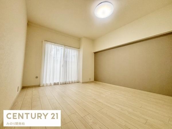 南柏パークハウスA棟(洋室)