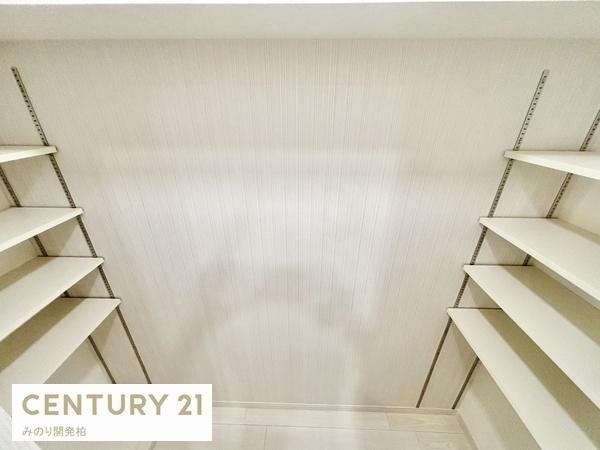 南柏パークハウスA棟(収納)