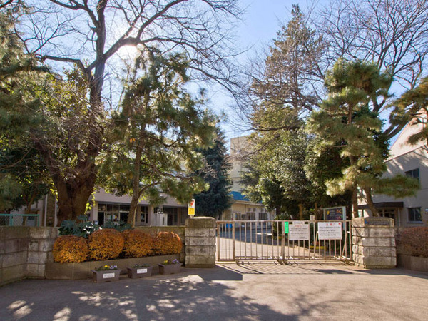 柏市八幡町の中古一戸建て(柏市立柏第三小学校)