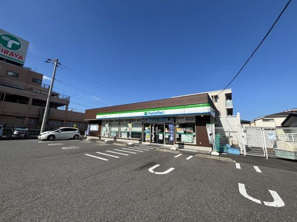 松戸市稔台3丁目の新築一戸建(ファミリーマートみのり台駅前通り店)