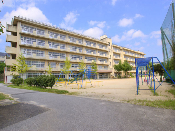 ライオンズマンション北小金第２(松戸市立殿平賀小学校)
