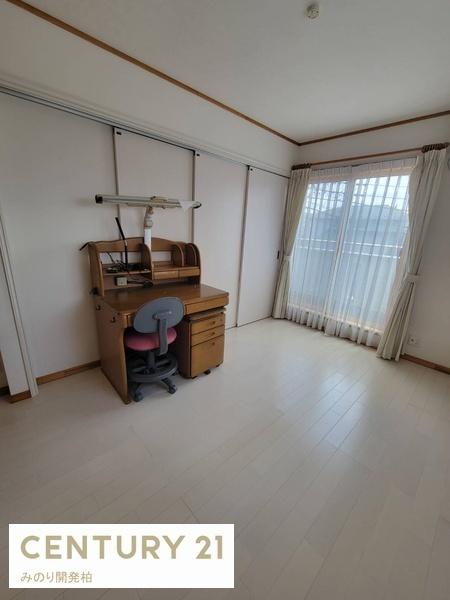 松戸市新松戸４丁目の中古一戸建て