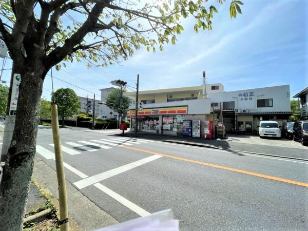 松戸市小金原７丁目の新築一戸建(デイリーヤマザキ松戸小金原店)