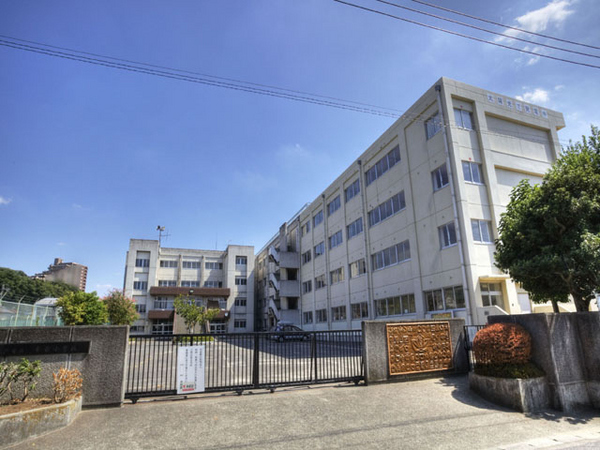 新松戸リリエンハイム(松戸市立幸谷小学校)