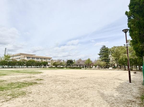 新松戸南パークハウスＢ棟(新松戸南公園)