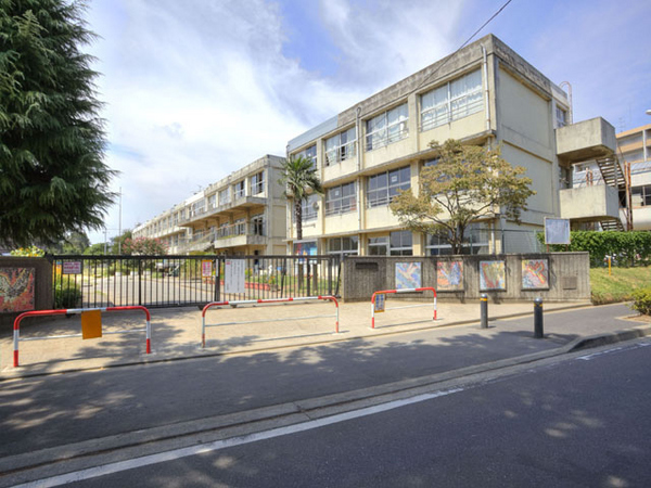 常盤平ビューグリーン(松戸市立常盤平第二小学校)