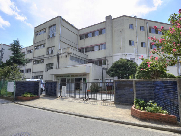 松戸市中和倉の中古一戸建て(松戸市立八ケ崎小学校)