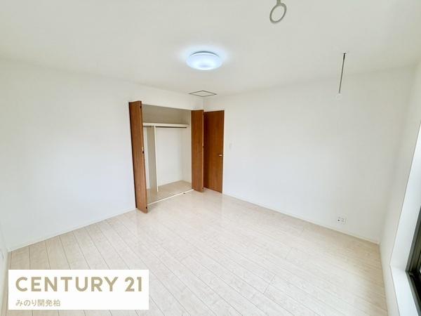 松戸市六実３丁目の中古一戸建て
