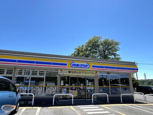沼南エリカ８号棟(ミニストップ柏大井店)