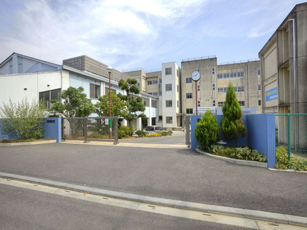 柏市南逆井６丁目の土地(柏市立逆井中学校)