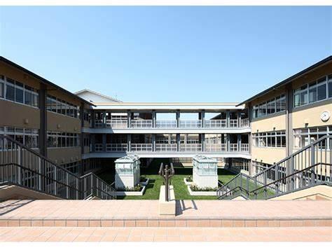 京都市東山区薬師町の中古一戸建て(京都市立開睛小中学校)